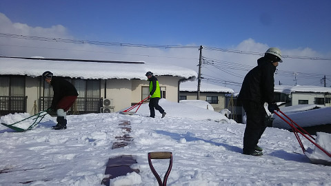 雪下ろし